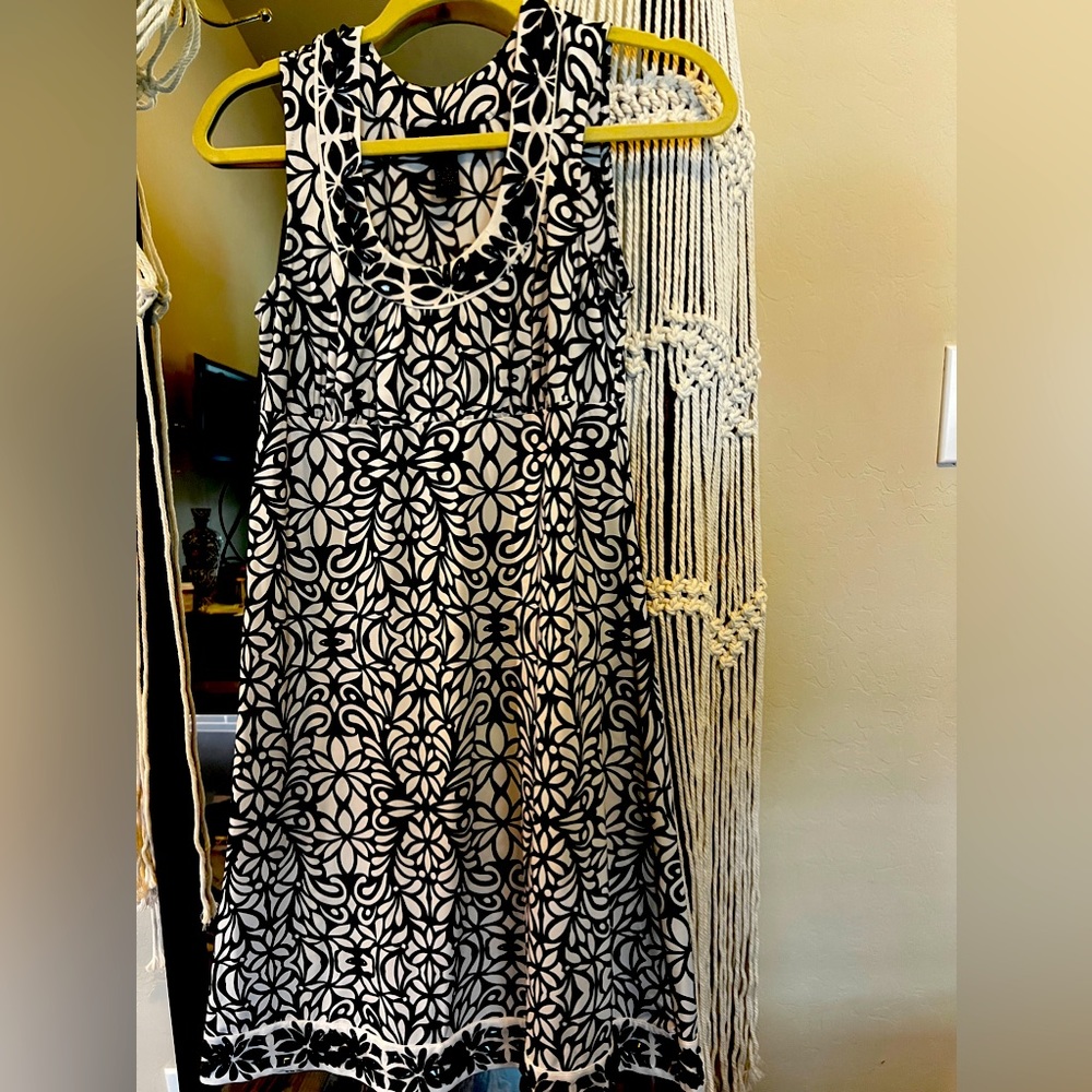 Black & white dress